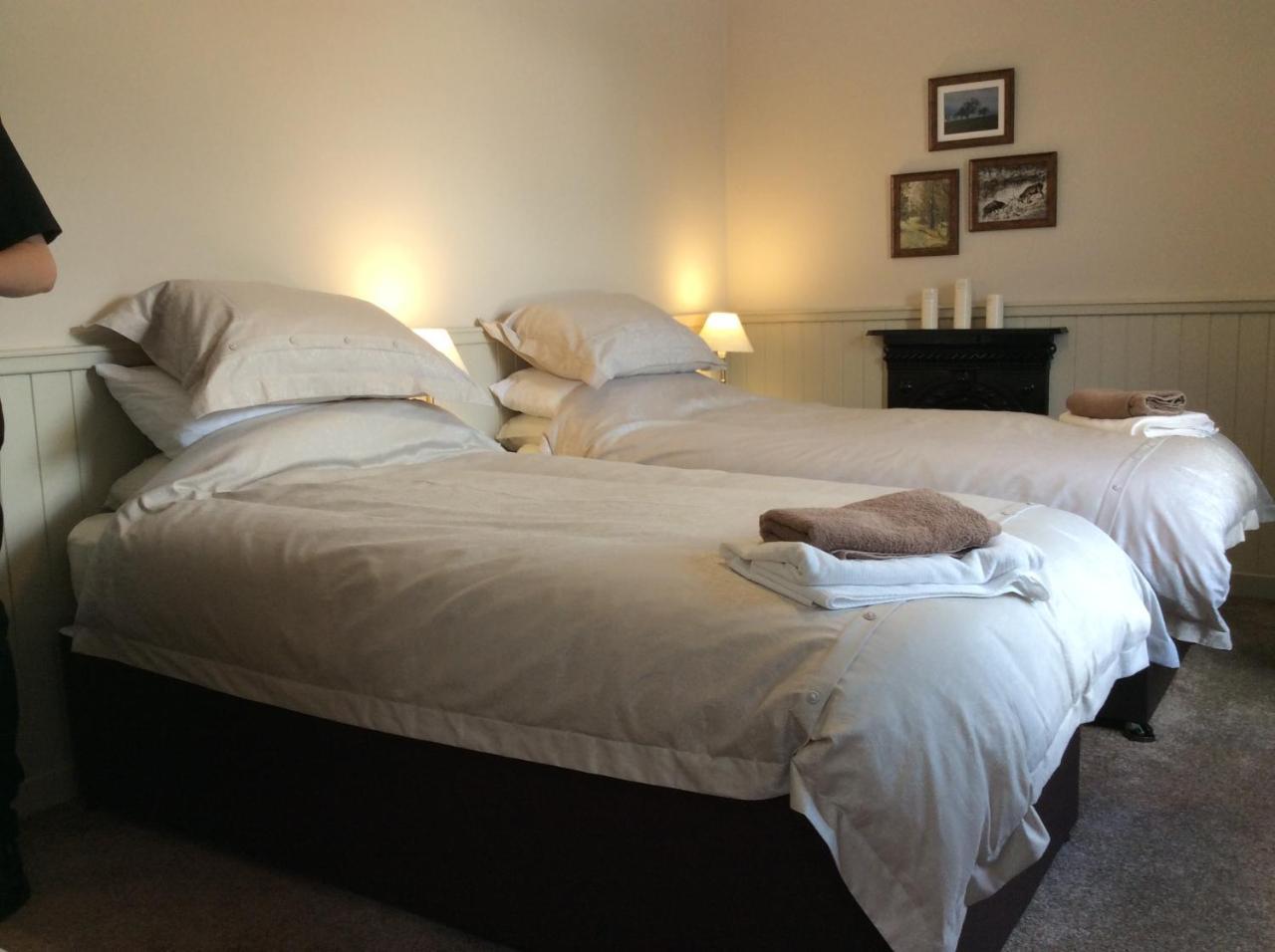 Bed and Breakfast Crown And Anchor Dundrennan Exteriér fotografie